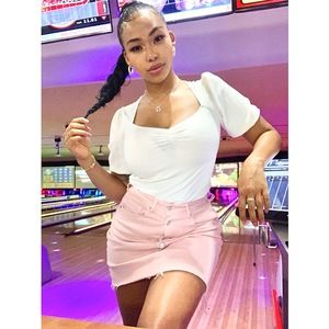 Meet your Posher, Danika